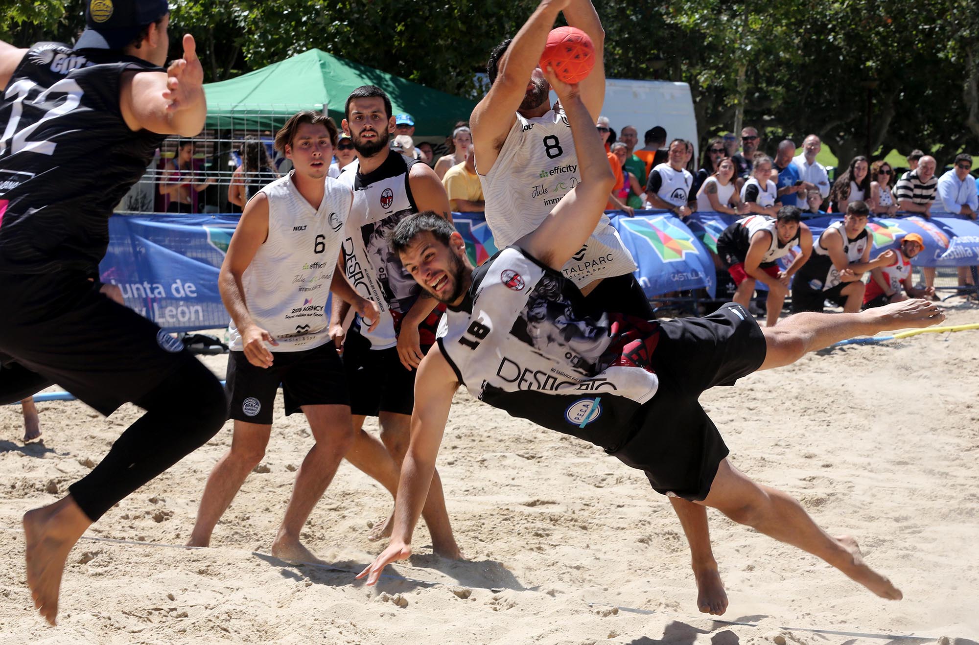 Foto del evento Final VI Torneo de balonmano playa 'Ciudad de Valladolid'