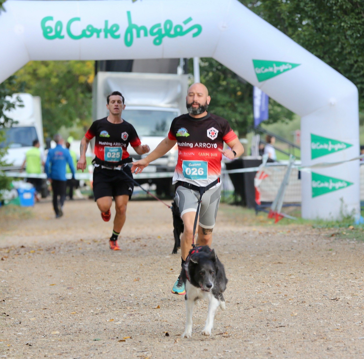 Foto del II CANICROSS